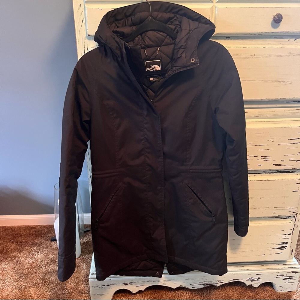 The North Face Women's Black Parka Jacket. Size small.